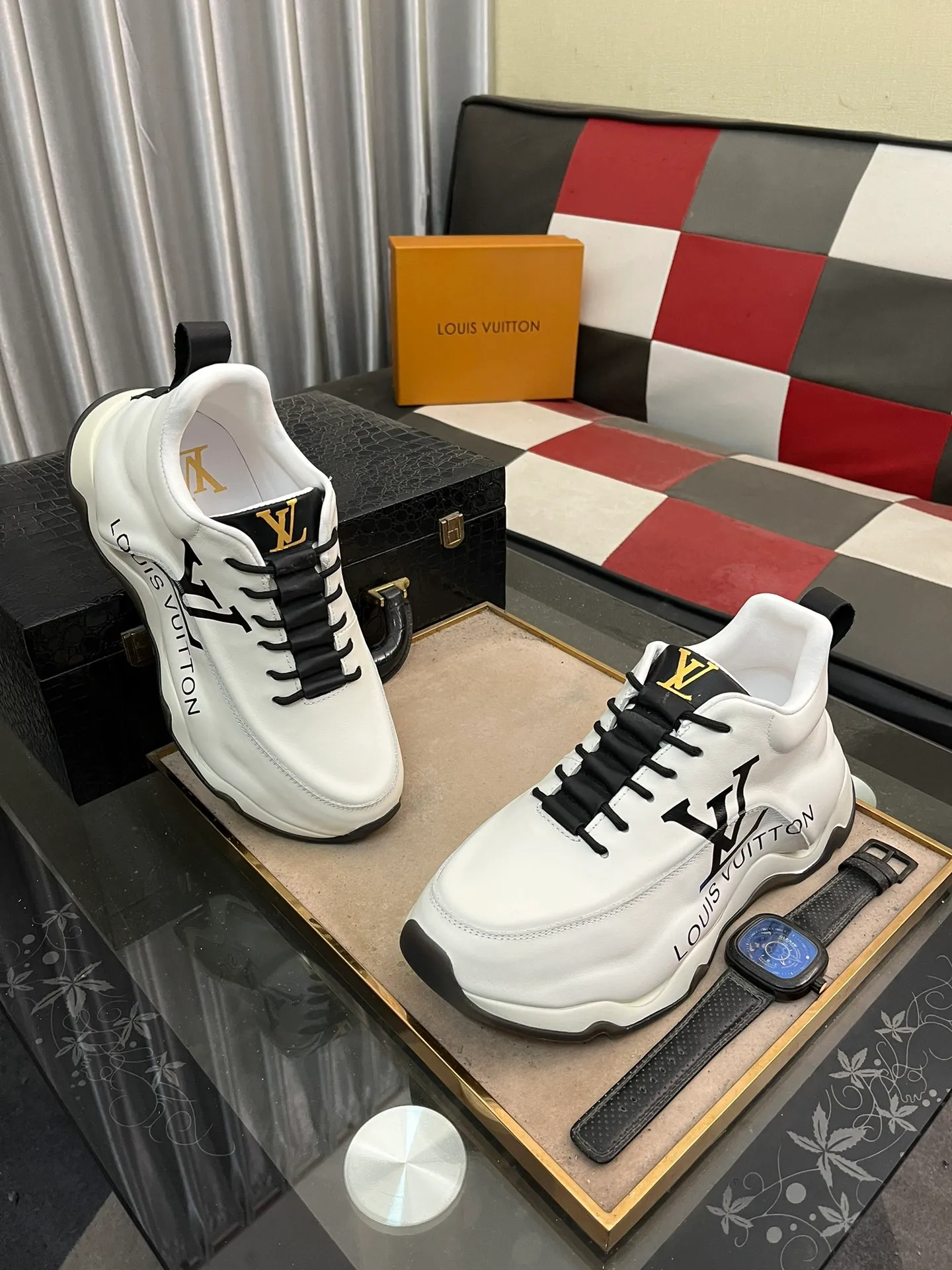 Men's shoes 💰640⌚️⌚️ (GUCCI) Gucci official website men's casual shoes synchronization style, the upper is made of cowhide with imported new brand elements Gucci, showing a good atmosphere, simple design and slip-on style, super versatile, 🐷 leather lining, rubber outsole, size 38-44
